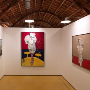 Vista panorámica de la exposición Cuatro décadas, cincuenta artistas 1940-1979 de la Colección Bassat 1
