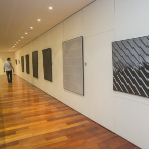 Vista panorámica de la exposición Colección Bassat. Arte Contemporáneo. Lienzo Norte, Ávila 4